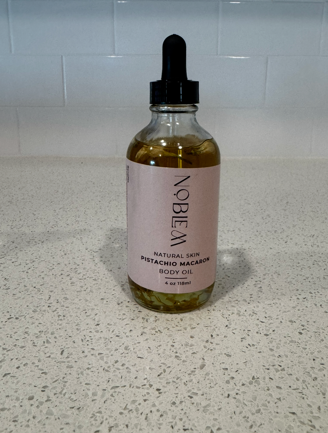 Noblem Pistachio Macaron Body Oil real photo